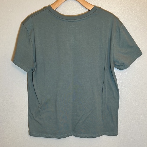 DISNEY Minnie Mouse Green Short Sleeve Shirt - Picture 4 of 5